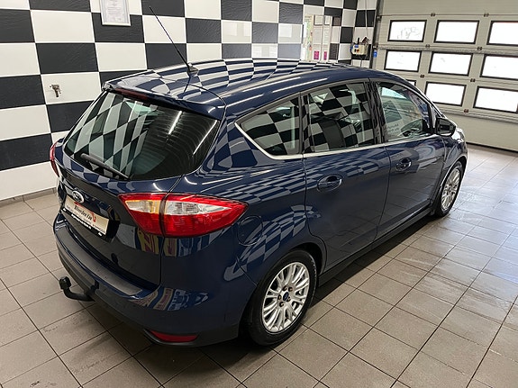 Ford C-Max 8 of 30