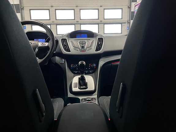 Ford C-Max 24 of 30