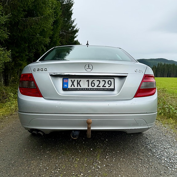 Mercedes-Benz C200 d 6 of 14