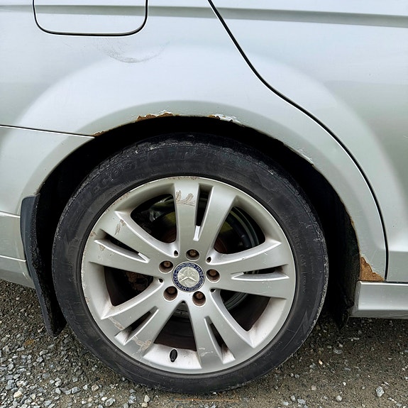 Mercedes-Benz C200 d 7 of 14