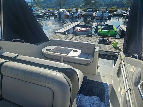 Maxum 2400 scr 6 of 22
