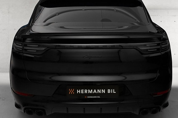 Porsche Cayenne 7 of 30