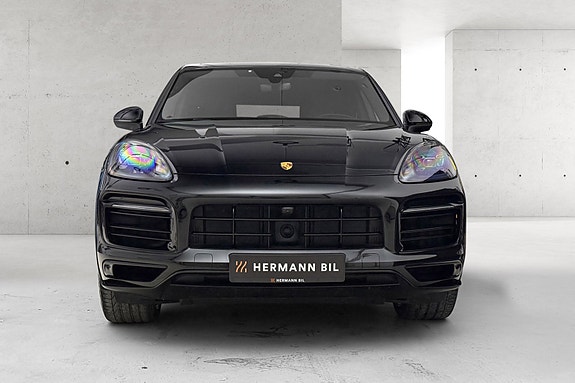Porsche Cayenne 17 of 30