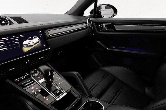 Porsche Cayenne 23 of 30