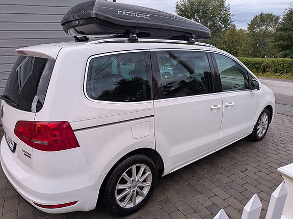 Volkswagen Sharan 3 of 15