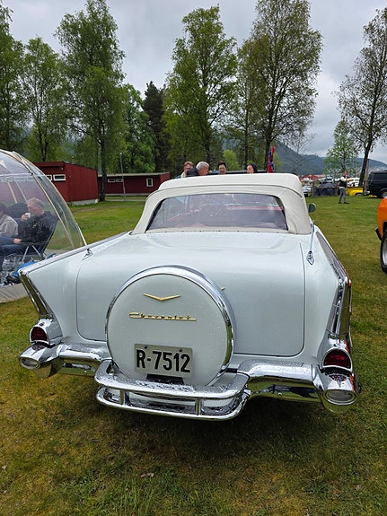 Chevrolet Bel Air 22 of 30
