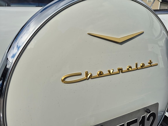 Chevrolet Bel Air 8 of 30