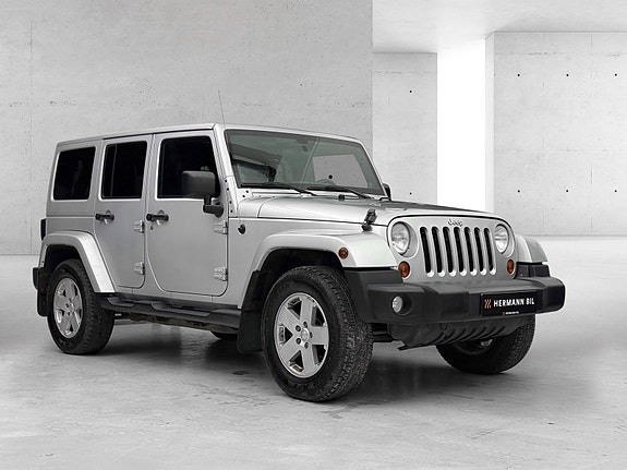 Jeep Wrangler 8 of 30