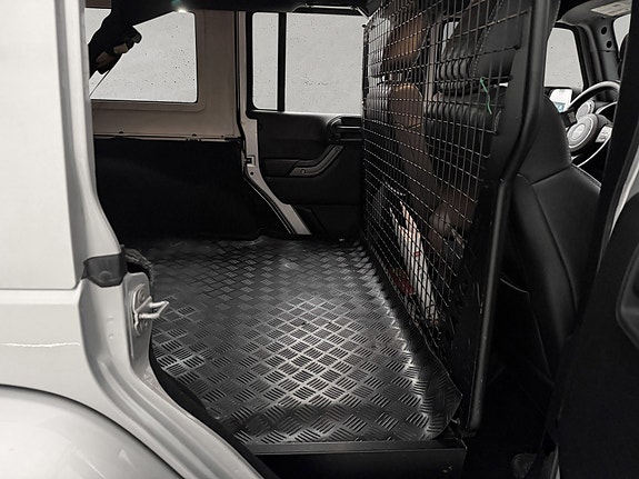 Jeep Wrangler 28 of 30