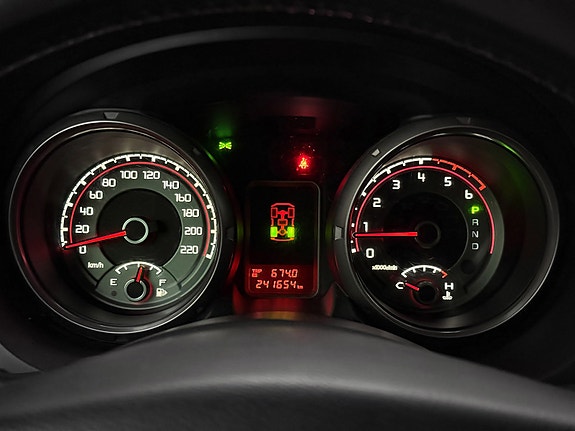 Mitsubishi Pajero 19 of 22