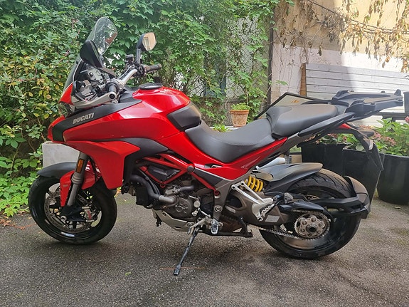 Ducati Multistrada 1200 7 of 9