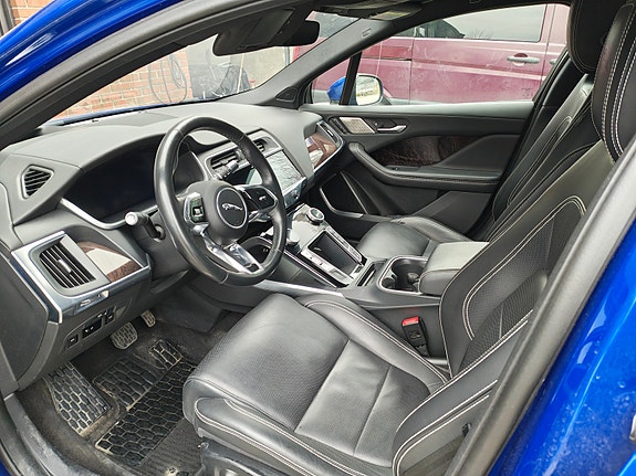 Jaguar I-PACE 8 of 20