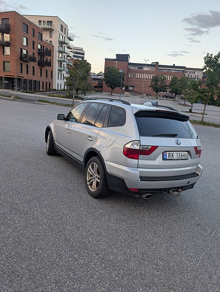 BMW X3 3 of 8