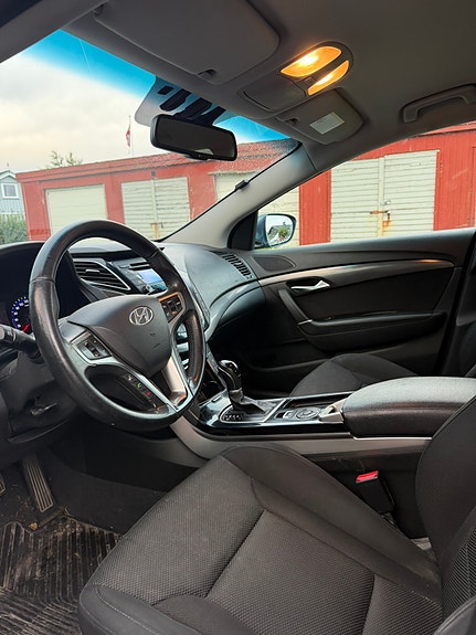 Hyundai i40 11 of 12