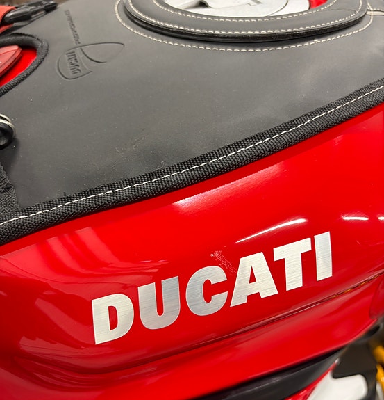 Ducati 1299 Panigale S 10 of 17
