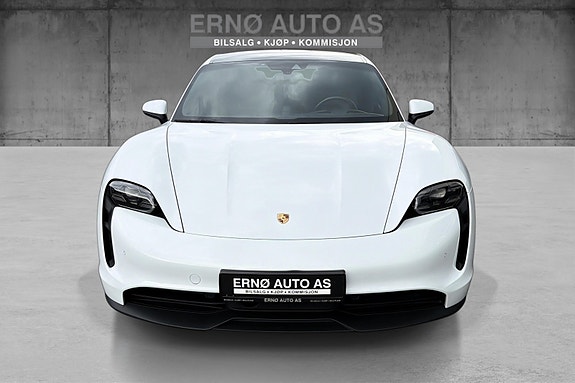 Porsche Taycan 3 of 15