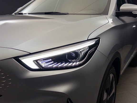 MG ZS EV 14 of 30