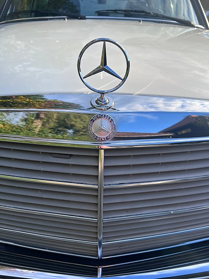 Mercedes-Benz 200 22 of 30