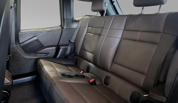 BMW i3 6 of 12