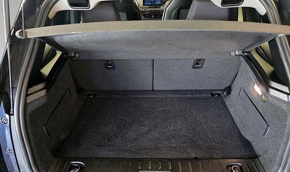 BMW i3 8 of 12