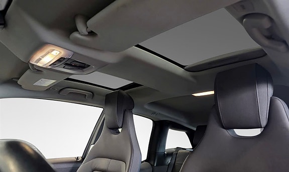 BMW i3 10 of 12