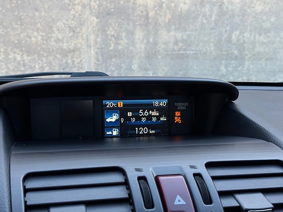 Subaru XV 21 of 27