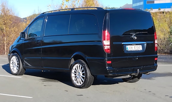 Mercedes-Benz Viano 7 of 20