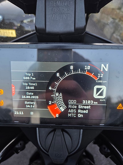 KTM 390 Adventure 9 of 12
