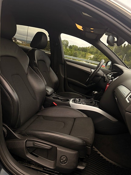 Audi A4 11 of 30
