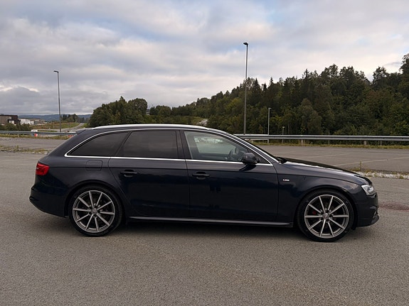 Audi A4 3 of 30