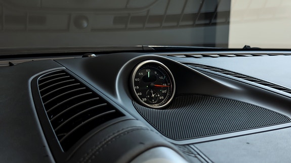 Porsche Cayenne 20 of 30