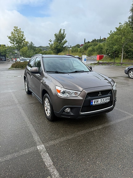 Mitsubishi ASX 2 of 11