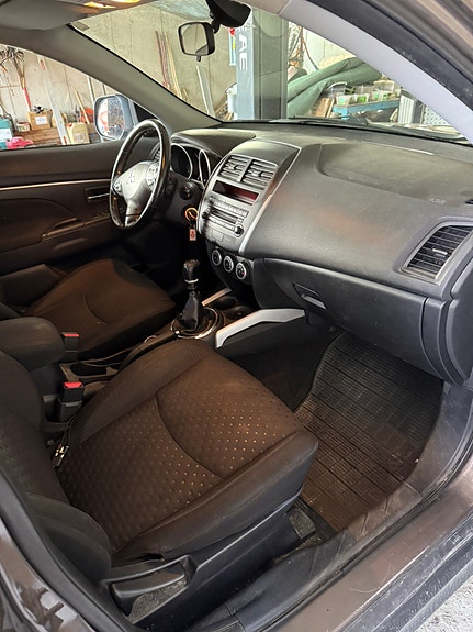 Mitsubishi ASX 8 of 11