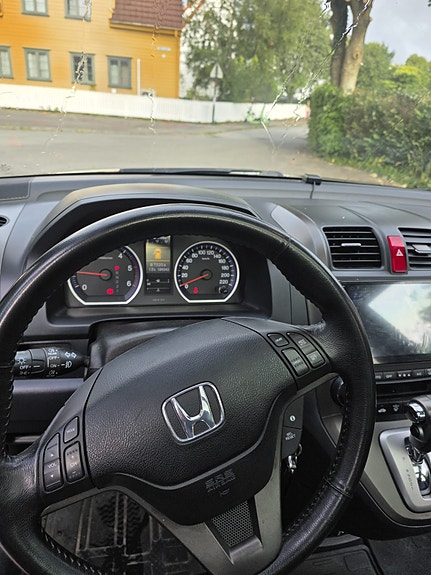 Honda CR-V 8 of 8