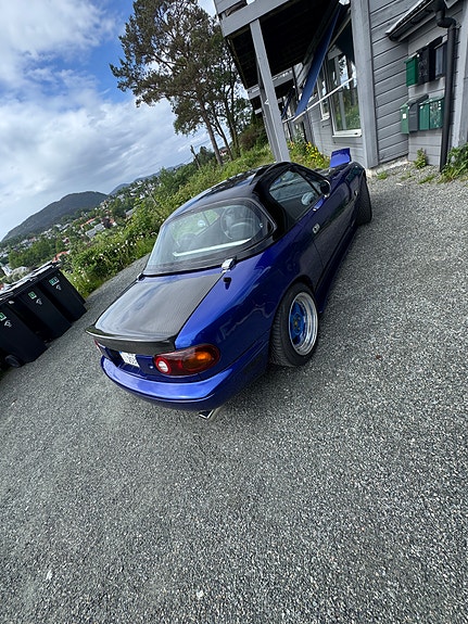Mazda MX-5 3 of 8