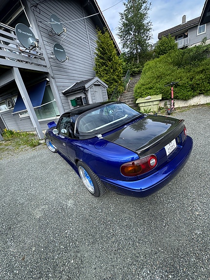 Mazda MX-5 8 of 8