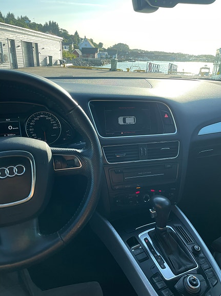 Audi Q5 8 of 18