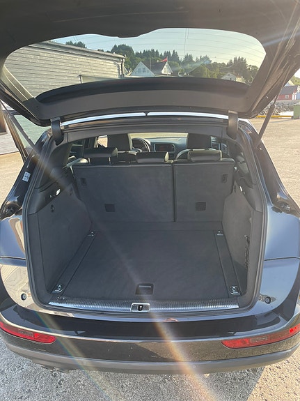 Audi Q5 10 of 18