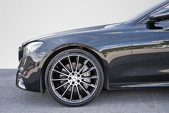 Mercedes-Benz E43 3 of 30