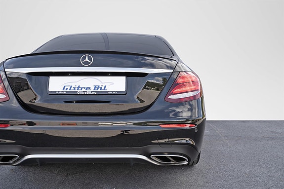 Mercedes-Benz E43 10 of 30