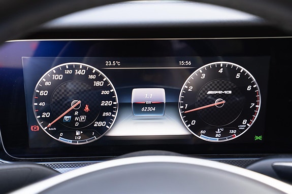 Mercedes-Benz E43 22 of 30