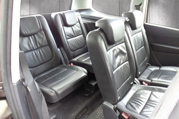 Volkswagen Sharan 25 of 30