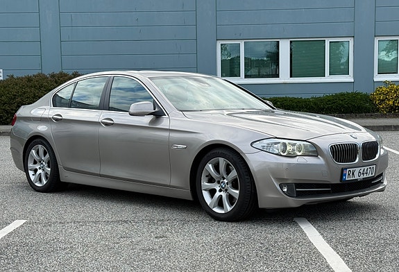 BMW 520d 3 of 14