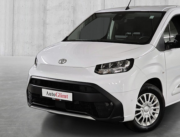 Toyota Proace City 2 of 28