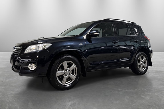 Toyota RAV4 2 of 30