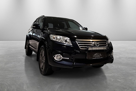 Toyota RAV4 11 of 30