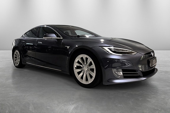 Tesla Model S 10 of 30