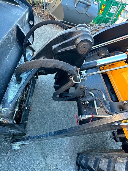 JCB 409 B 10 of 11