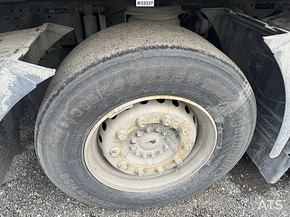 MAN TGX 26.580 6x2 Chassis 17 of 22