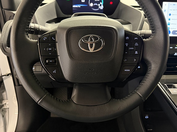 Toyota bZ4X 21 of 30